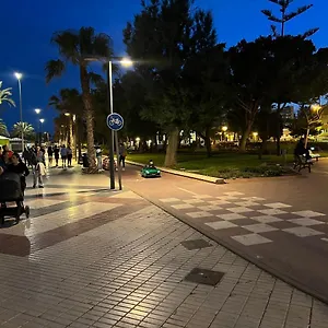 Luxury 190m2 Amplio Moderno Con Terraza En La Azotea De 50m2 Junto A La Playa, En El Centro De Torre Del Mar, Malaga, Modern Large With 50m2 Roof Terrace By The Beach, Right In The Center Of Torre Del Mar, Malaga Torre Del Mar