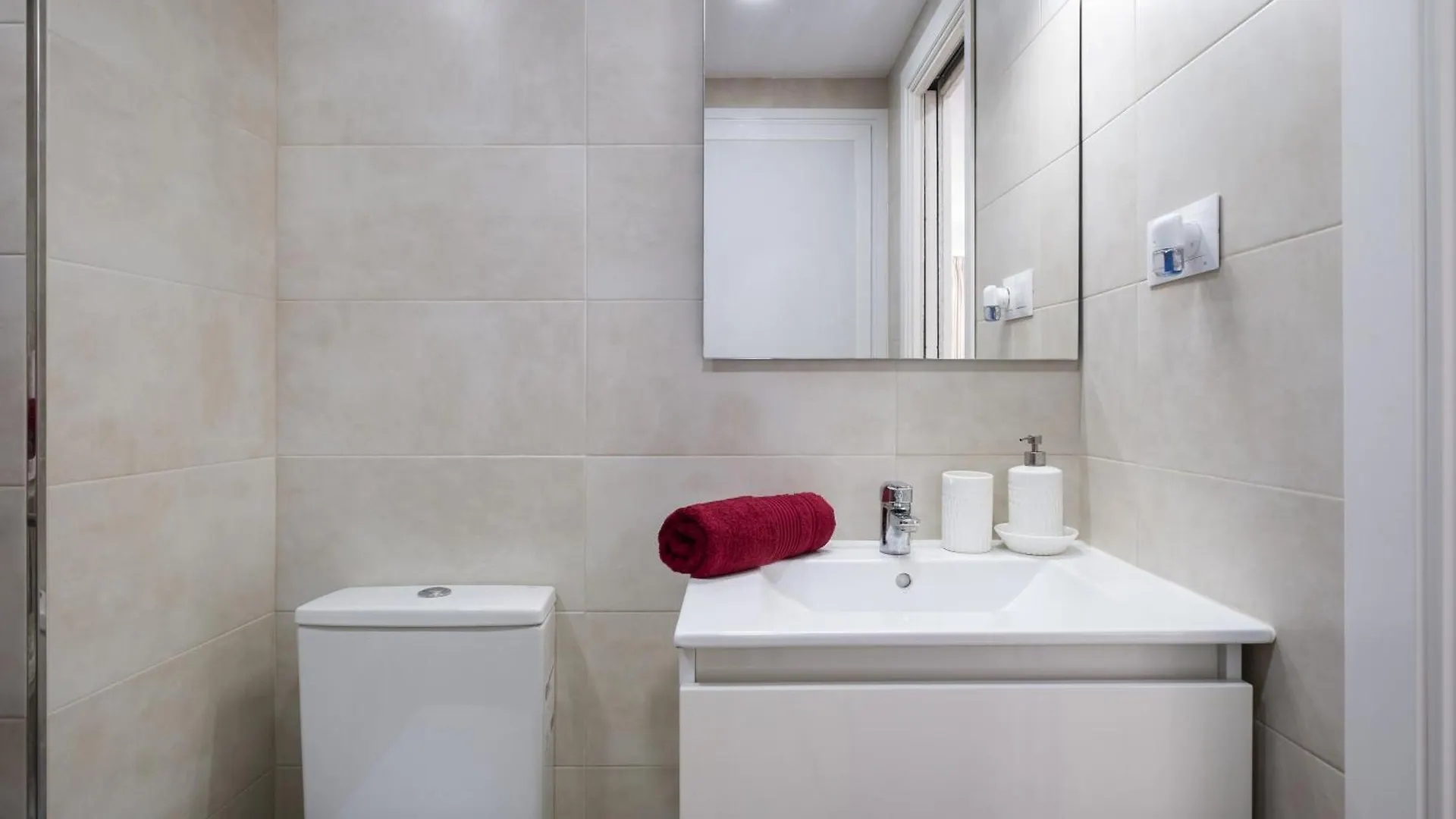 Sol Y Breeze Apartment Torre Del Mar Spain